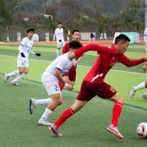 移动端游戏-包含足球赛场上的强强对话激发球员斗志的词条